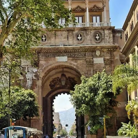 Amalfitani House Apartment Palermo