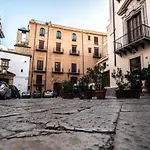 Amalfitani House Апартаменты *